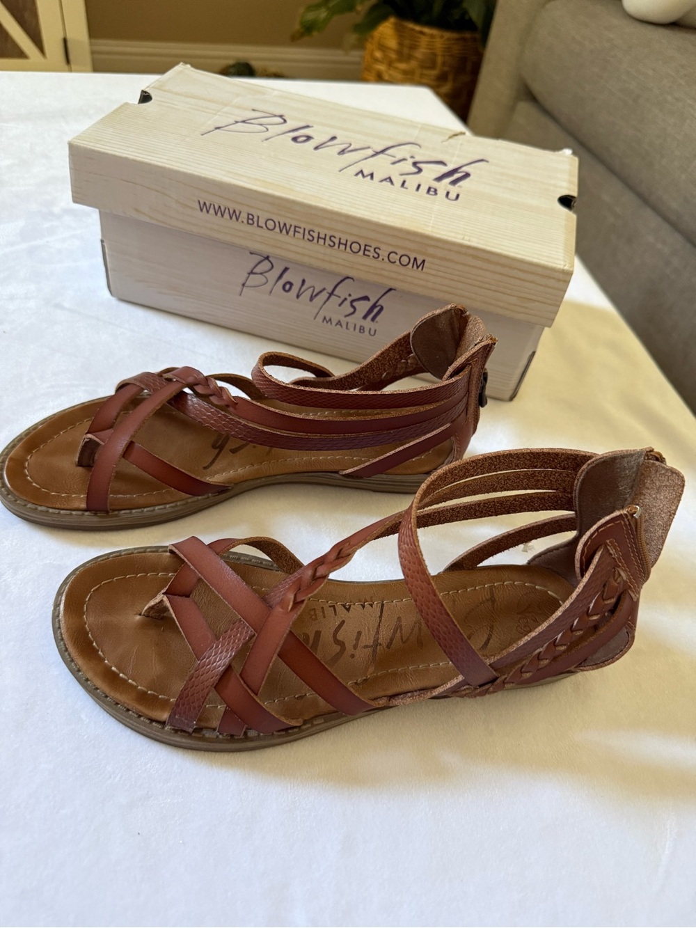 Blowfish Malibu Women's Brown Strappy Gladiator Sandals